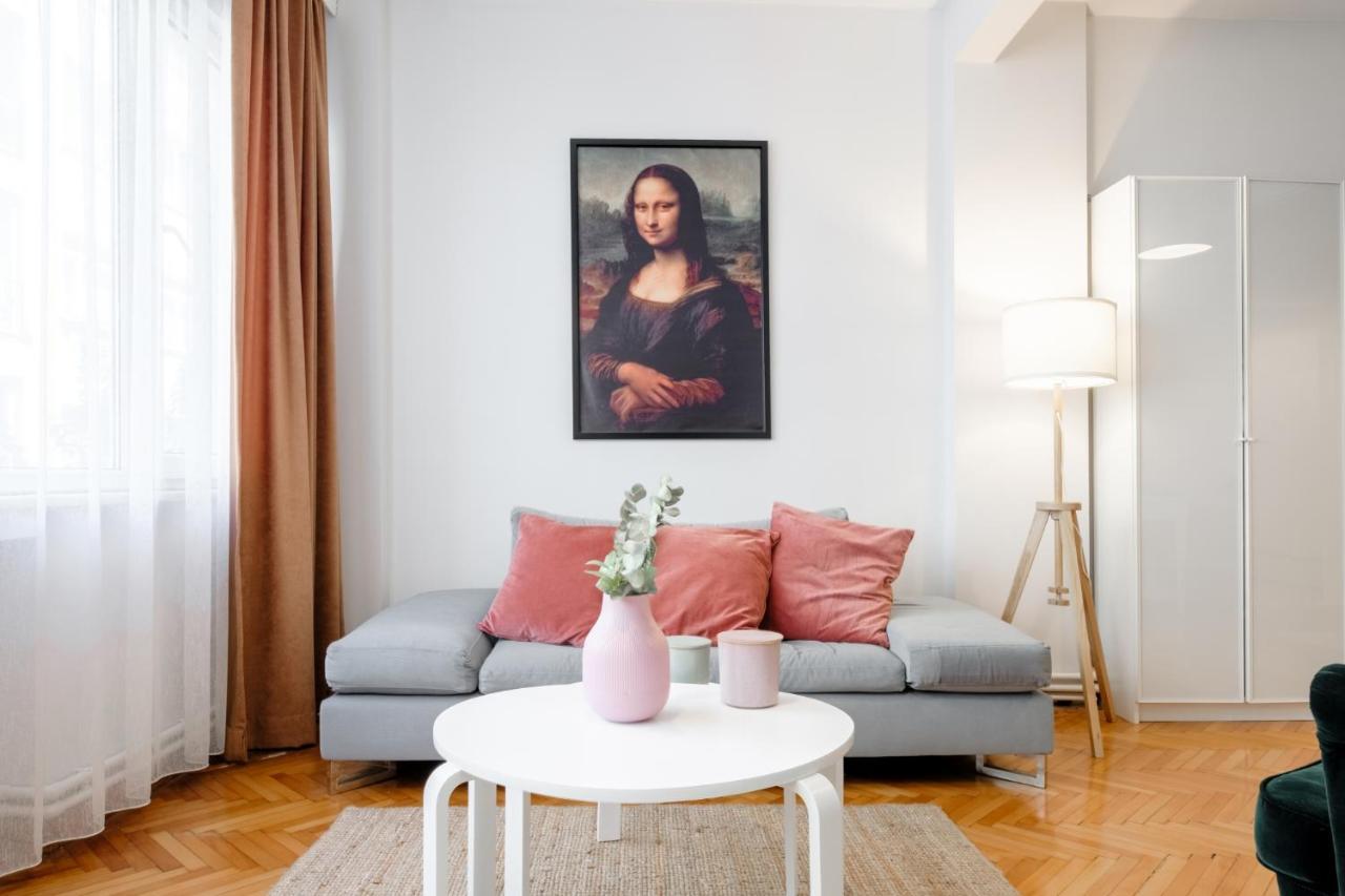 Gorgeous Apartment With Central Location In Sisli Istanbul Exterior photo
